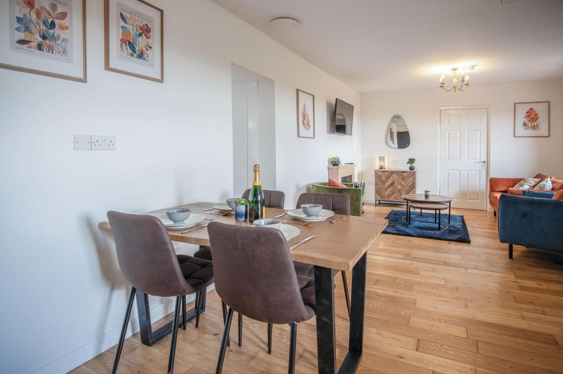 Anchor Well - 2 Bedroom Cottage - Ludchurch エクステリア 写真