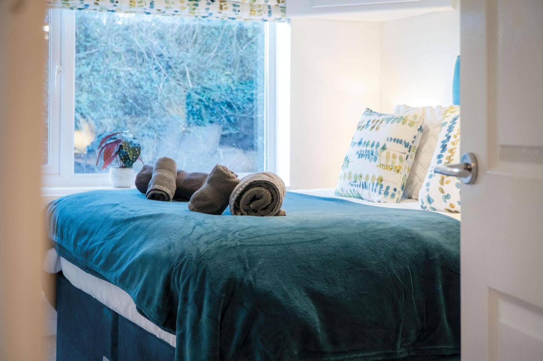Anchor Well - 2 Bedroom Cottage - Ludchurch エクステリア 写真